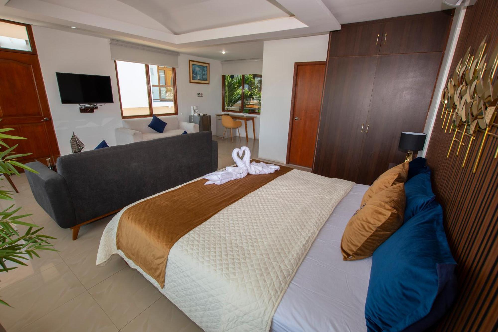 Blue Marlin Galapagos, & Hotel